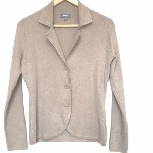 𝅺NEIMAN Marcus beige 3 button cardigan M